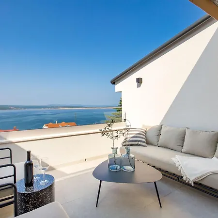 Apartment Frankola Mit Pool By Interhome Crikvenica