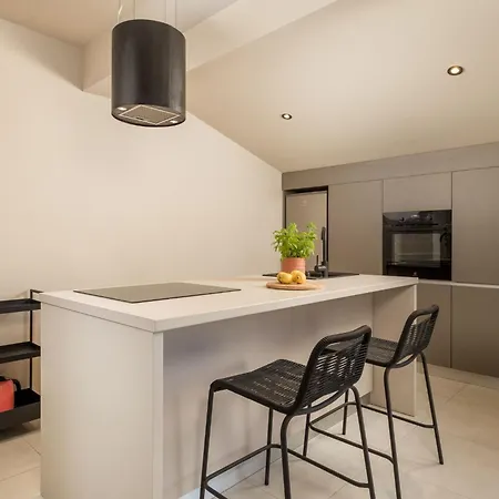 Frankola Mit Pool By Interhome Apartament