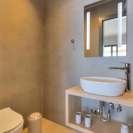 Apartment Frankola Mit Pool By Interhome *