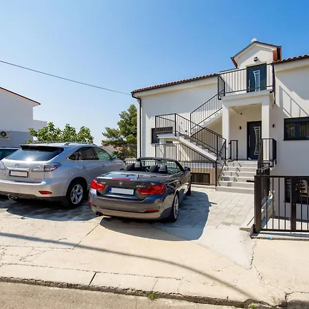 Frankola Mit Pool By Interhome Apartment Crikvenica